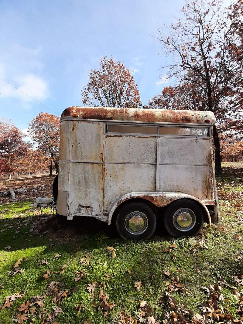2 Horse Trailers for Sale in Missouri